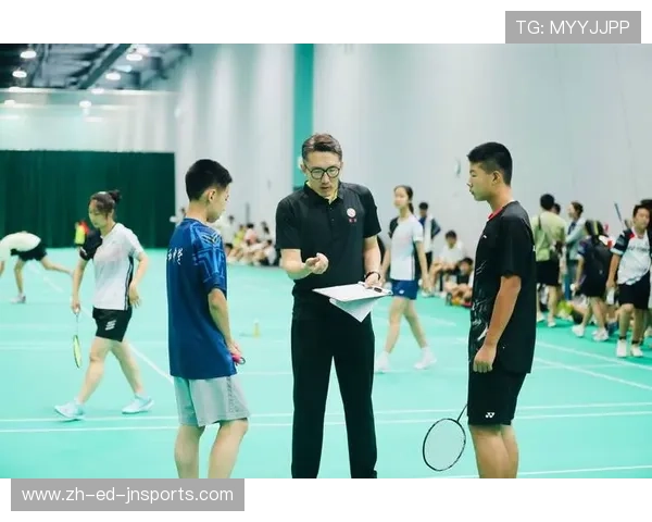 羽毛球八字秘诀助你提升技术水平轻松掌握技巧训练方法及比赛策略